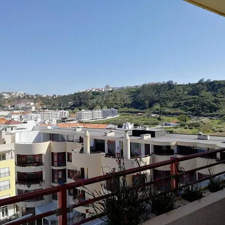 2 Bed Flat - Sleeps 4 - Parking - Wifi Lejlighed Nazaré
