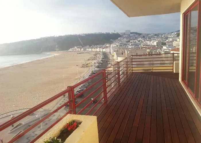 2 Bed Flat - Sleeps 4 - Parking - Wifi * Nazaré